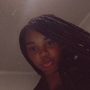 Meet your Posher, Latonya